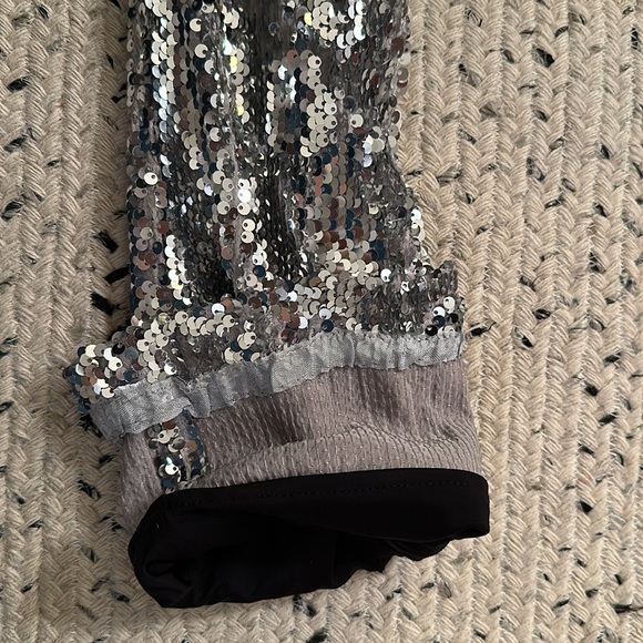 Milly Silver Sequin Pants. NWT sz 0 slightly cropped, skinny fully lined! - Picture 10 of 10